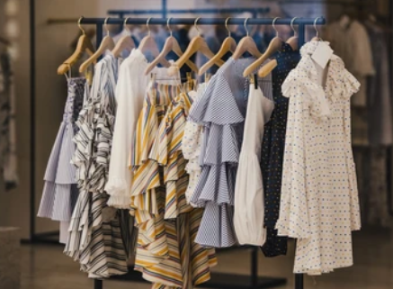 Unlocking Confidence: Clothing Styling Tips for Every Body Shape and Size.
