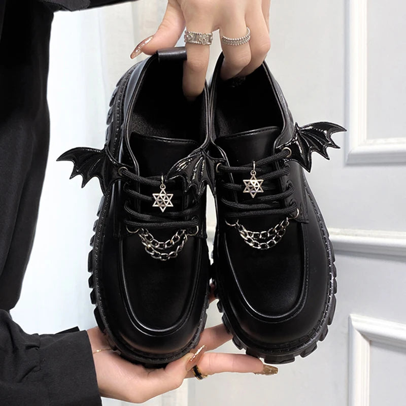 Metal Chain Platform Shoes Women Lolita Gothic Wing Design Shoes for Women College Style Leather Pumps Women Uniform Shoes