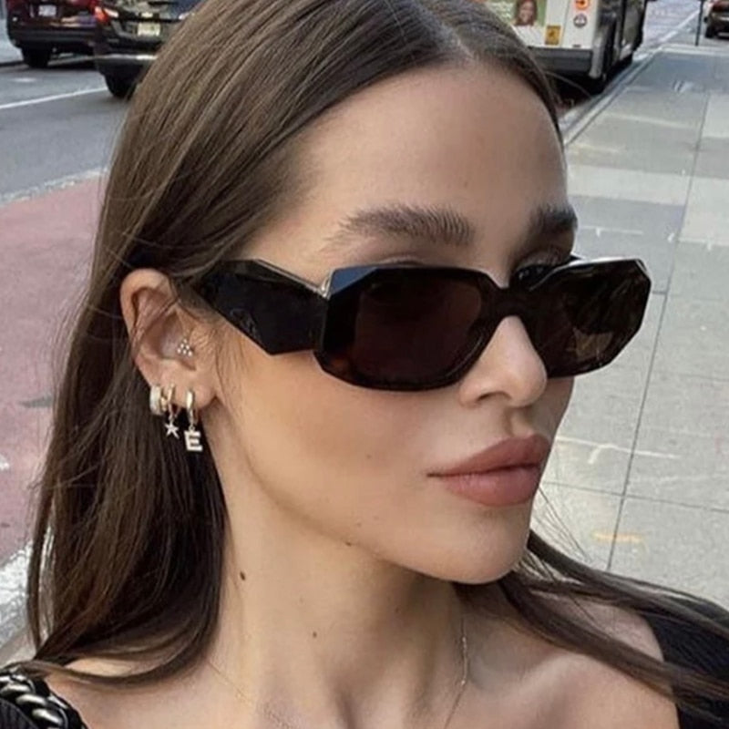 Fashion Square Sunglasses Woman Brand Designer Personality Irregular Vintage Sun Glasses Female Travel Retro Oculos De Sol | TageUnlimited