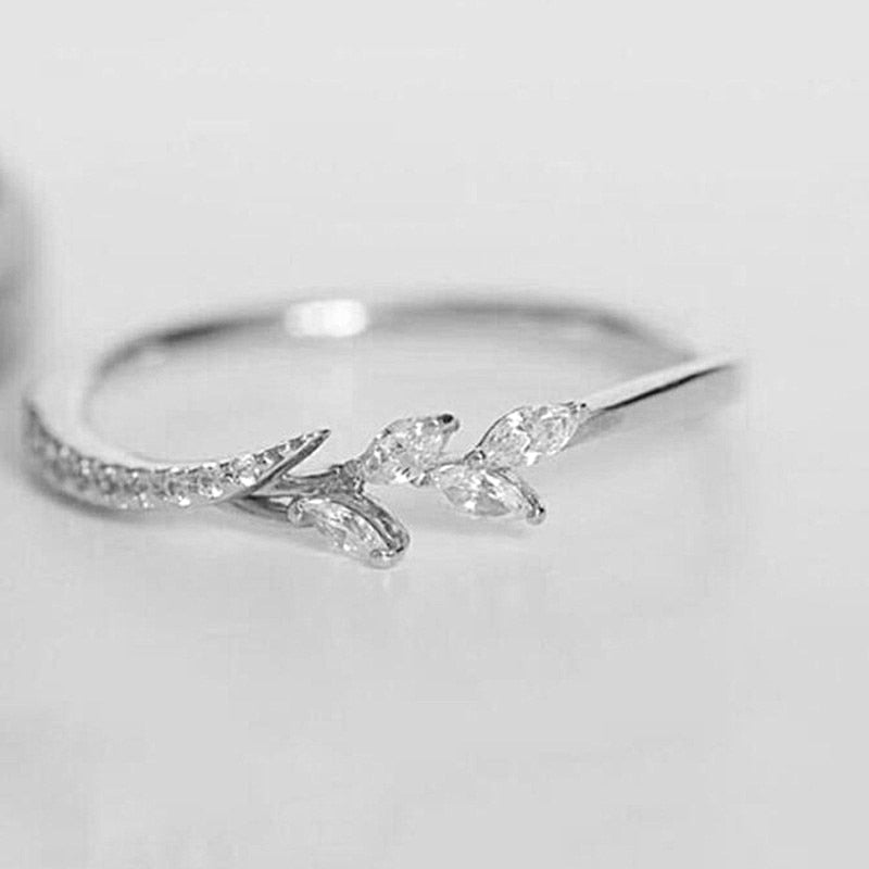 Hot Selling Trendy Claws Design Crystal Zircon Engagement Rings For Women Female Wedding Jewelry Gift Fashion Women Girl Rings | 0 | Tage-Active