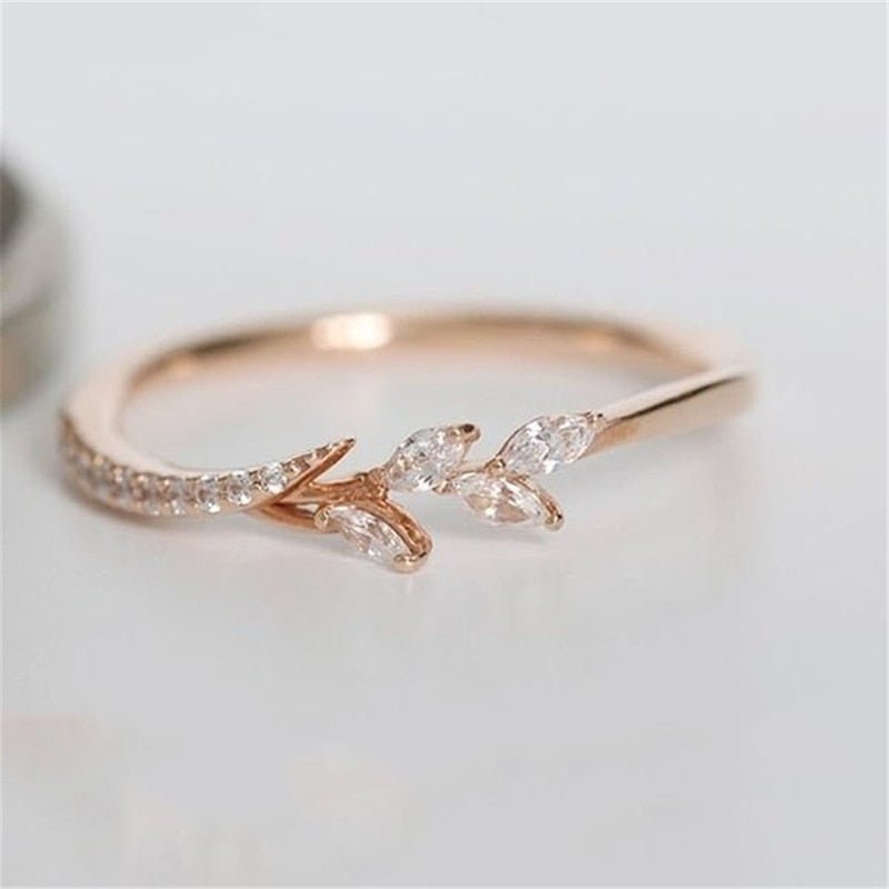 Hot Selling Trendy Claws Design Crystal Zircon Engagement Rings For Women Female Wedding Jewelry Gift Fashion Women Girl Rings | 0 | Tage-Active