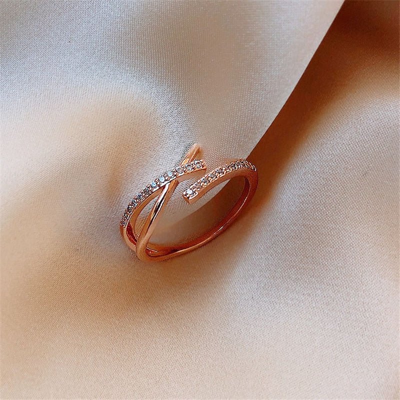 LATS Luxury Gold Color Pearl Zircon Rings for Woman Vintage Sexy Open Ring Party Joint Ring Fashion Elegant Jewelry Gifts | 0 | Tage-Active