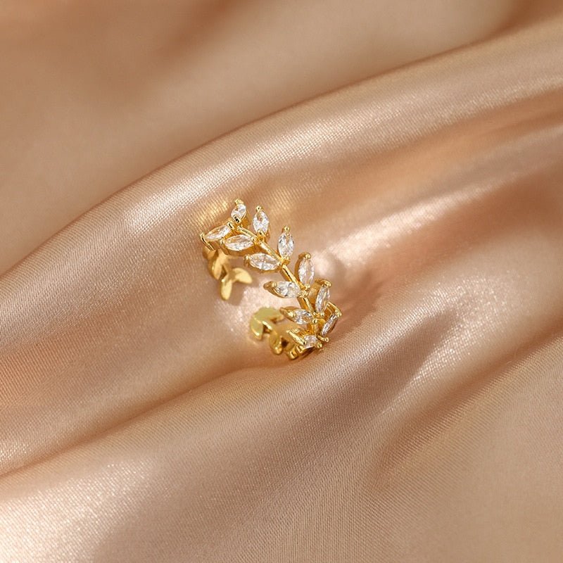 LATS Luxury Gold Color Pearl Zircon Rings for Woman Vintage Sexy Open Ring Party Joint Ring Fashion Elegant Jewelry Gifts | 0 | Tage-Active