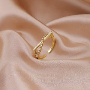 LATS Luxury Gold Color Pearl Zircon Rings for Woman Vintage Sexy Open Ring Party Joint Ring Fashion Elegant Jewelry Gifts | 0 | Tage-Active