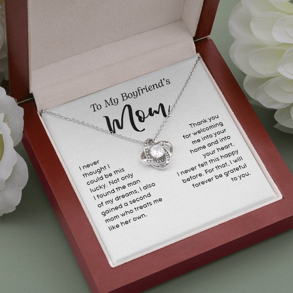 To My Boyfriend's Mom | I Never Thought I Could Be This Lucky | Jewelry | C30011TG, C30011TR, lx-C30011, PB23-WOOD, PROD-2074400, PT-922, TNM-1, USER-43062 | TageUnlimited
