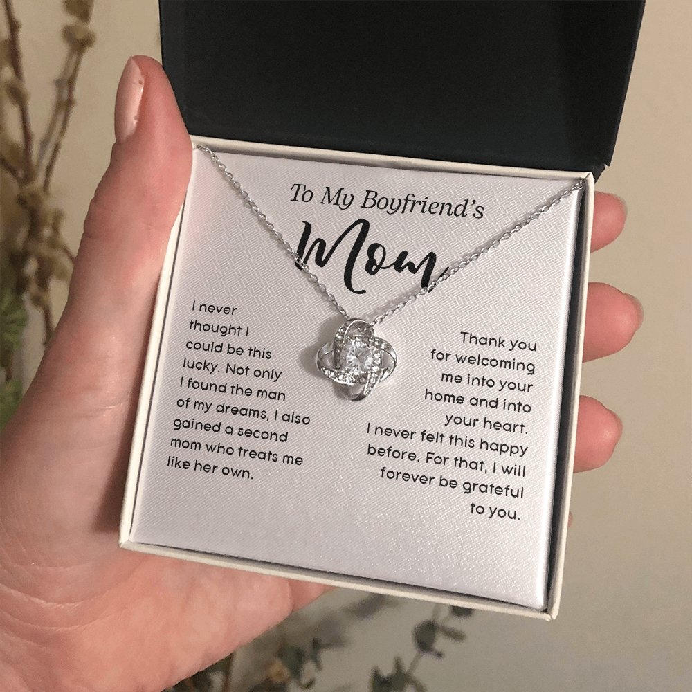 To My Boyfriend's Mom | I Never Thought I Could Be This Lucky | Jewelry | C30011TG, C30011TR, lx-C30011, PB23-WOOD, PROD-2074400, PT-922, TNM-1, USER-43062 | TageUnlimited