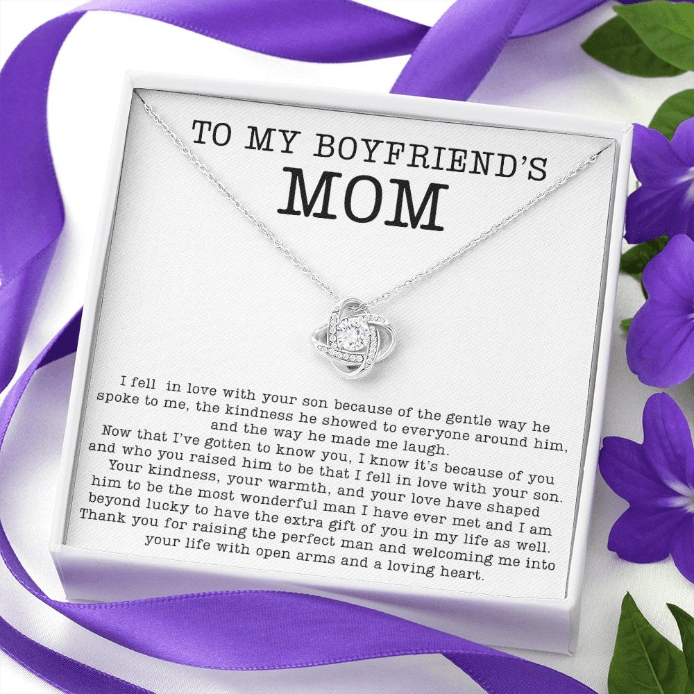 To My Boyfriend's Mom | Thank You For Raising The Perfect Man | Jewelry | C30011TG, C30011TR, lx-C30011, PB23-WOOD, PROD-2070925, PT-922, TNM-1, USER-43062 | TageUnlimited