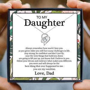 To My Daughter Necklace for Women Crystal Heart Pendant Necklace from Dad LoveCube Necklace for Daughter Gifts for Family | 0 | Tage-Active