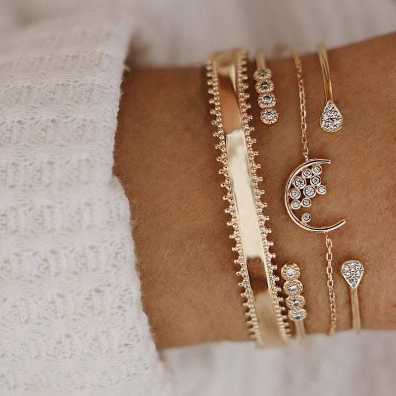 WUKALO Bohemian Gold Color Tassel Angel Bracelets for Women Boho Jewelry Geometric Layered Pearl Hand Chain Charm Bracelet Set | 0 | Tage-Active